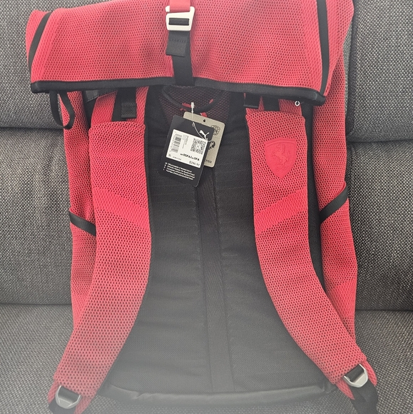 Puma Scuderia Ferrari Premium Motorsport Backpack - Picture 8 of 10